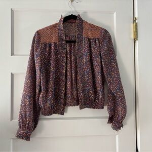 Floral Patterned Blouse with Ruffle Trim